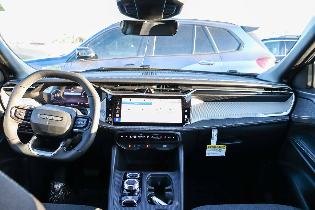 New 2026 Jeep Cherokee Laredo AWD/4WD image 14