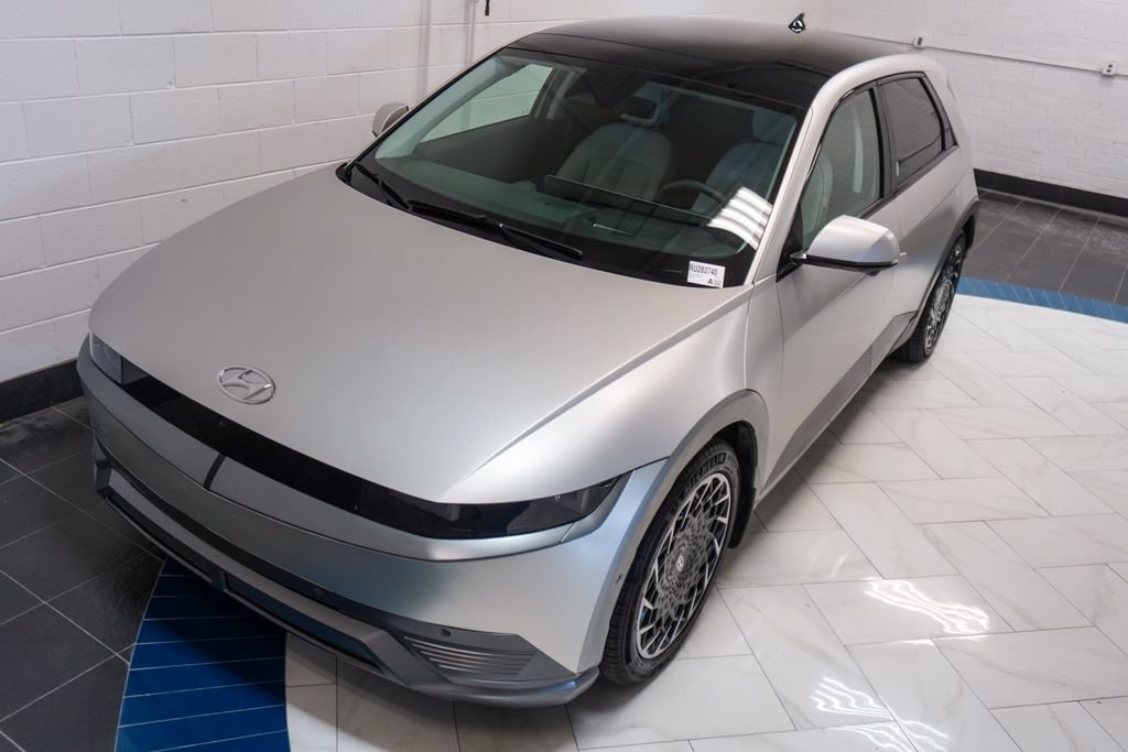 Used 2024 Hyundai Ioniq 5 Limited AWD/4WD image 38