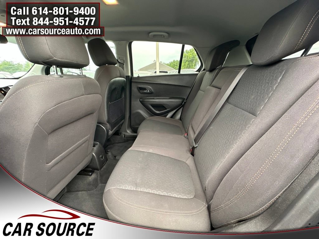 Used 2018 Chevrolet Trax LS w/ Fleet Convenience Package FWD image 19