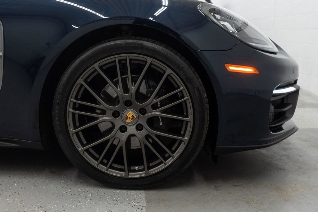 Used 2023 Porsche Panamera 4 Platinum Edition w/ Smoking Package image 36