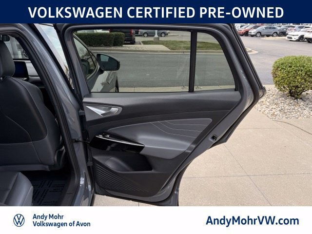 Used 2023 Volkswagen ID.4 Pro S Plus AWD/4WD image 18