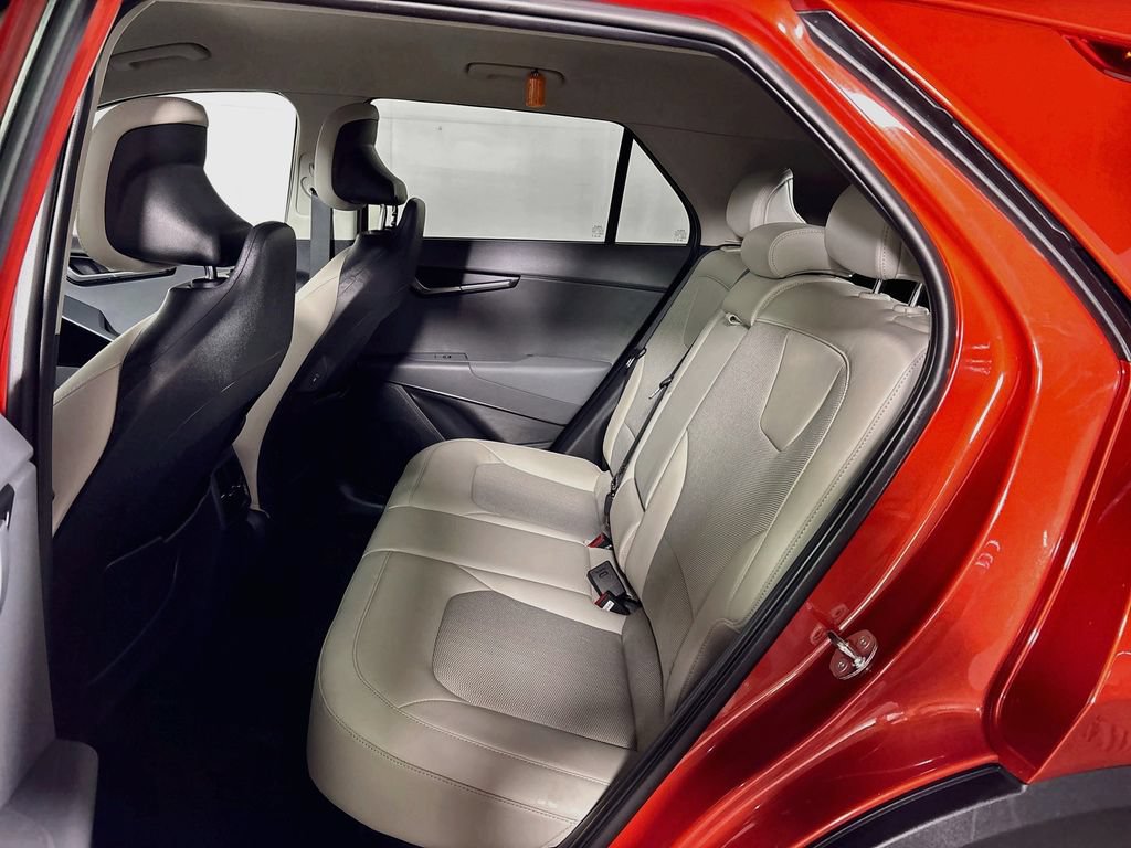 Certified 2023 Kia Niro EX FWD image 21