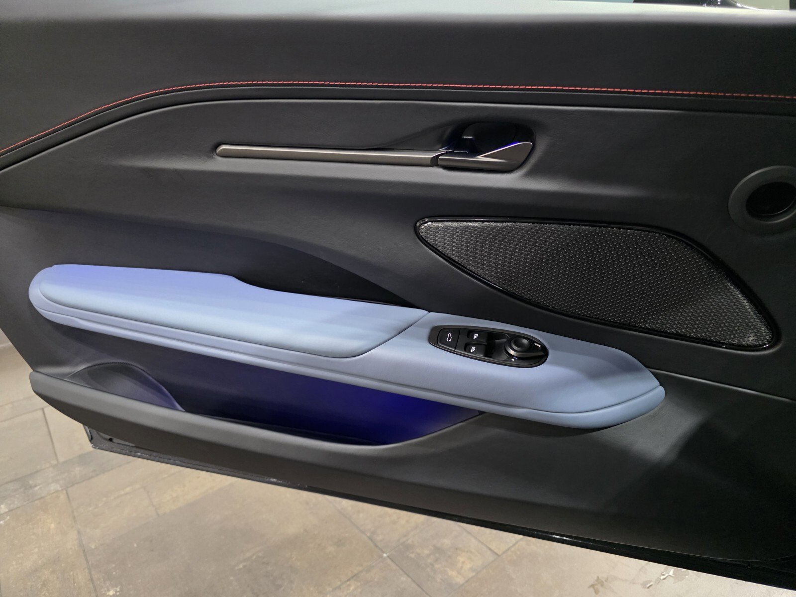 New 2026 Aston Martin V8 Vantage S RWD image 16