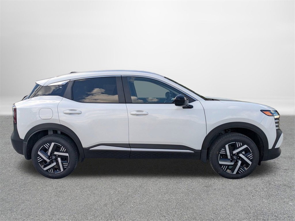New 2026 Nissan Kicks SV image 2