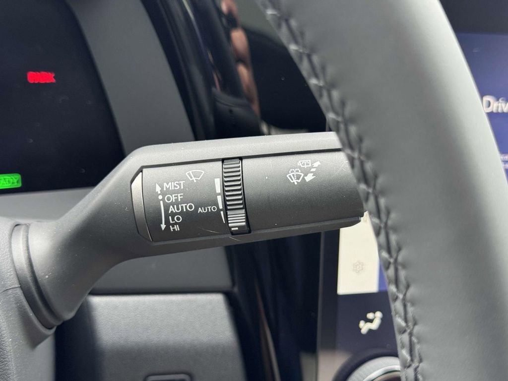 Used 2024 Lexus RZ 450e Premium image 26