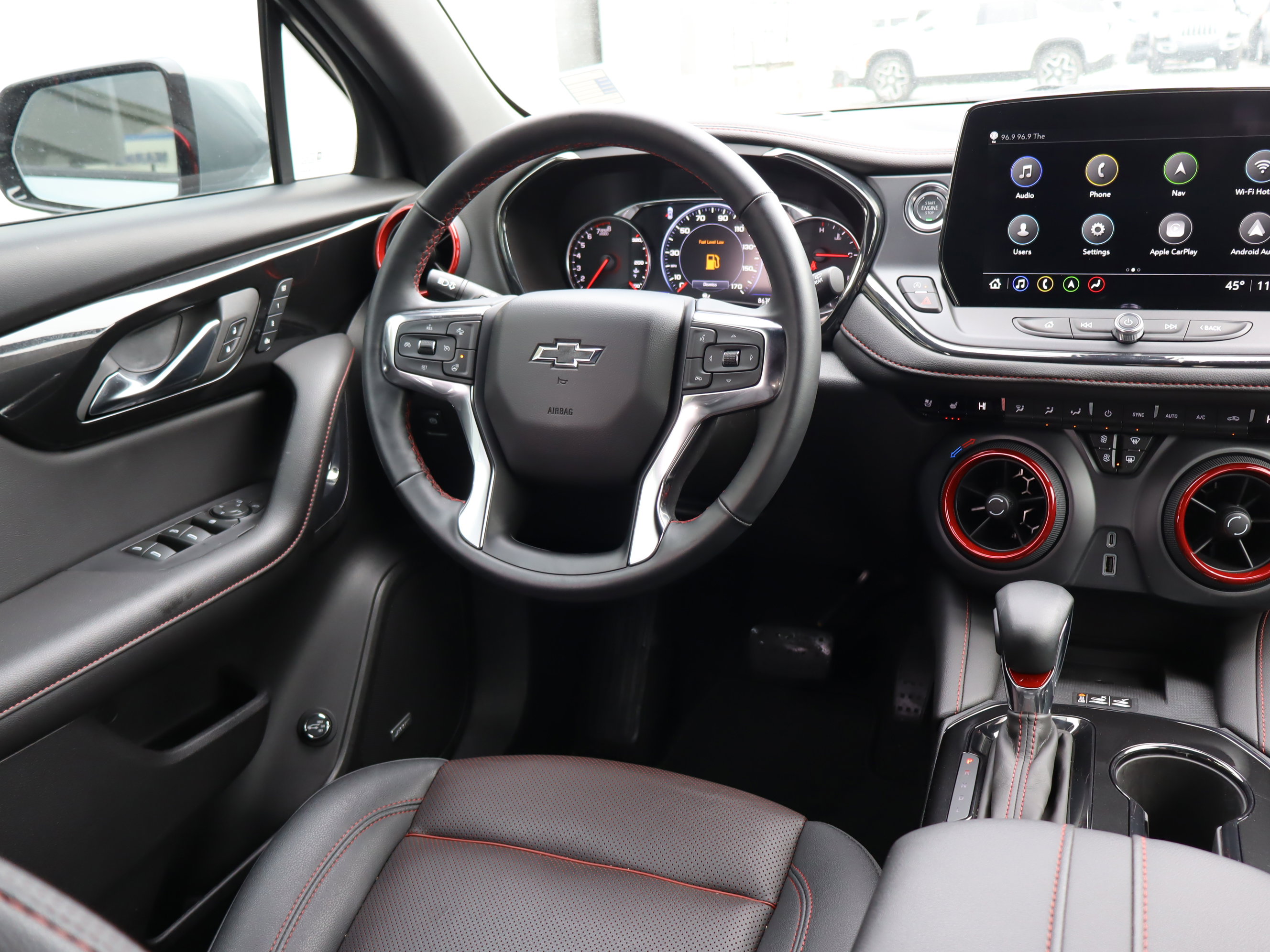 Certified 2025 Chevrolet Blazer RS w/ Driver Confidence II Package image 12