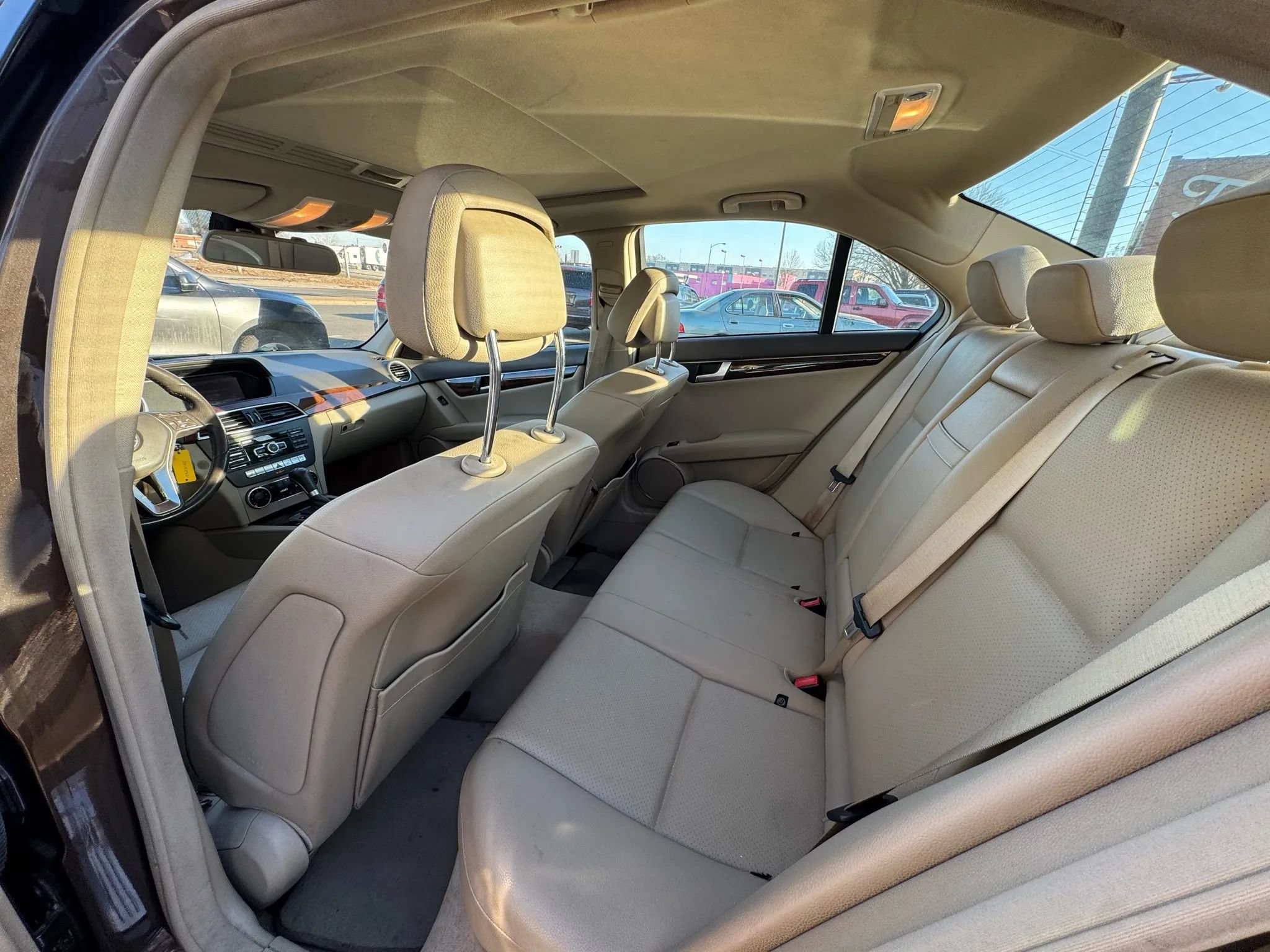 Used 2014 Mercedes-Benz C 300 4MATIC Sedan image 11