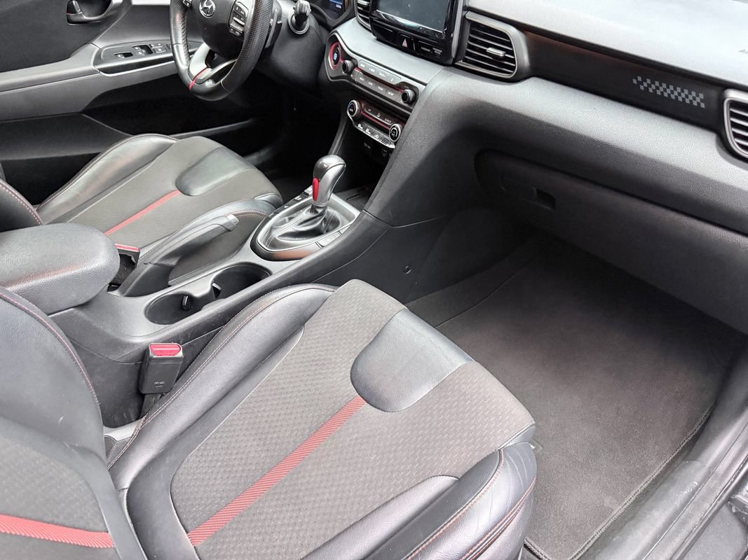 Used 2020 Hyundai Veloster Turbo FWD image 12