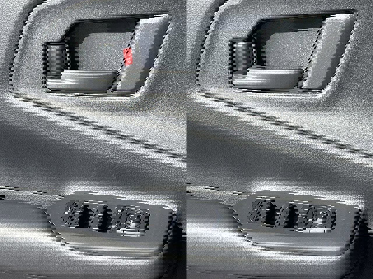 New 2026 Toyota Prius Plug-In Hybrid image 17