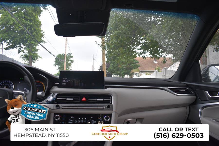Used 2025 Genesis G70 2.5T image 29
