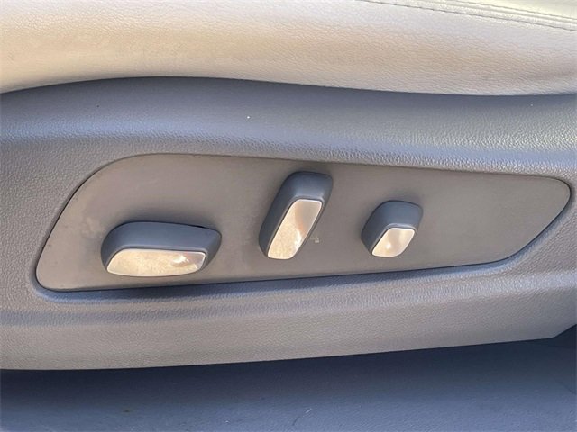 Used 2021 Cadillac XT5 Premium Luxury image 17