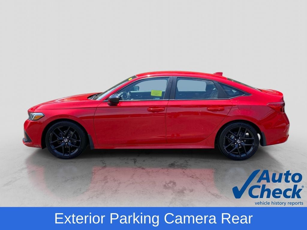 Used 2022 Honda Civic Sport image 2