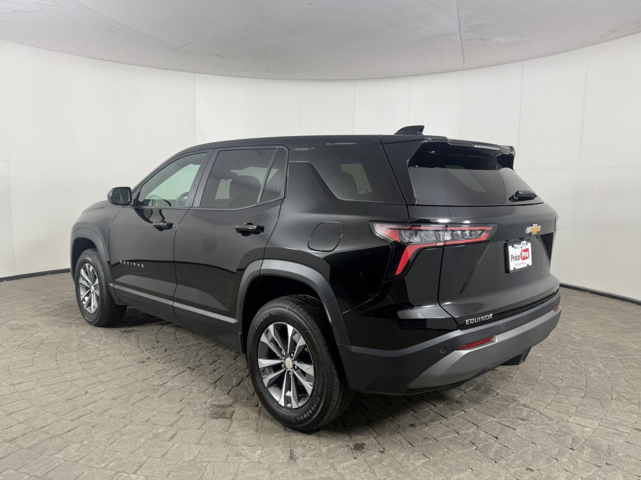 Used 2026 Chevrolet Equinox LT w/ Convenience Package II image 5