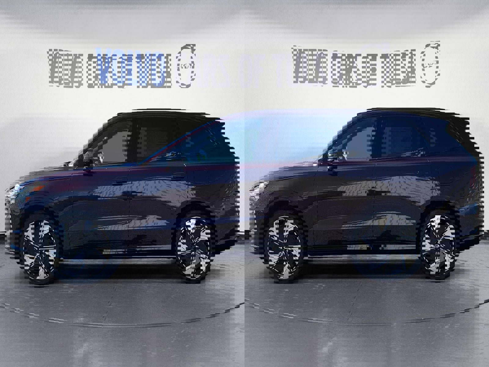 New 2025 Volvo EX90 Ultra image 2