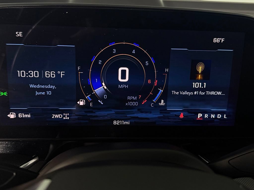 Used 2026 Chevrolet Suburban RST AWD/4WD image 18
