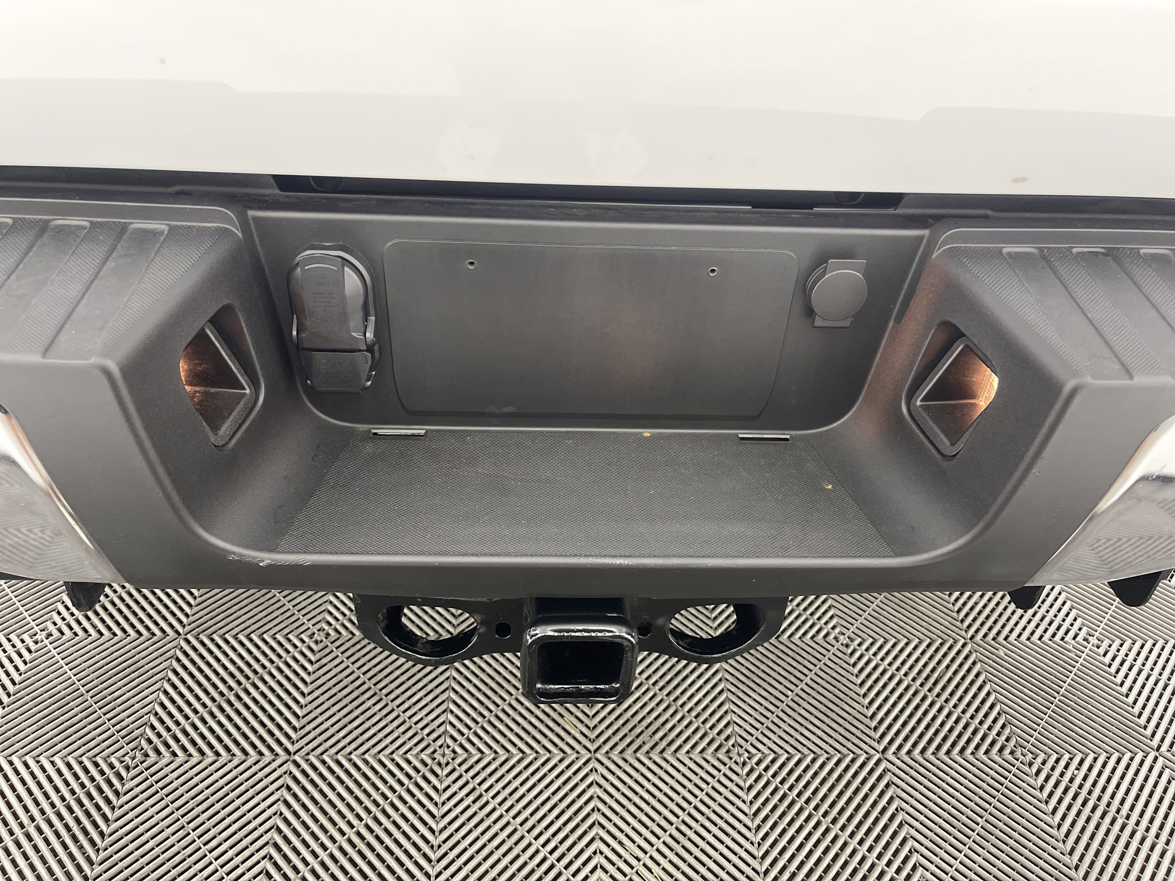 Used 2024 Ford F250 XLT w/ FX4 Off-Road Package image 6