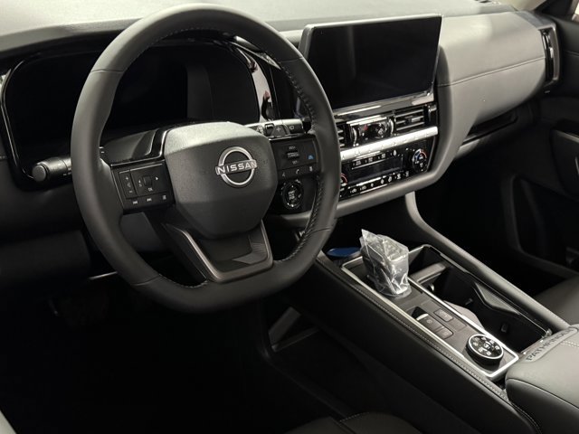 New 2026 Nissan Pathfinder SL image 13