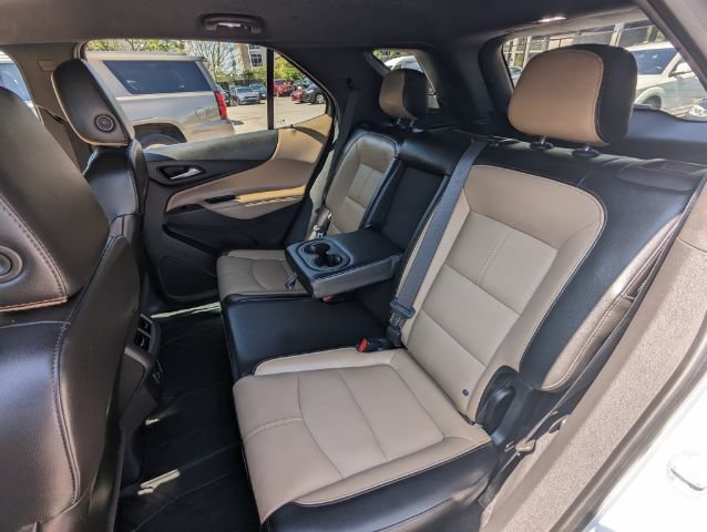 Used 2022 Chevrolet Equinox Premier w/ LPO, Floor Liner Package FWD image 19