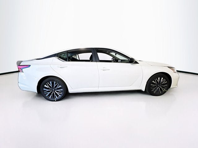 New 2026 Nissan Altima 2.5 SV FWD image 4
