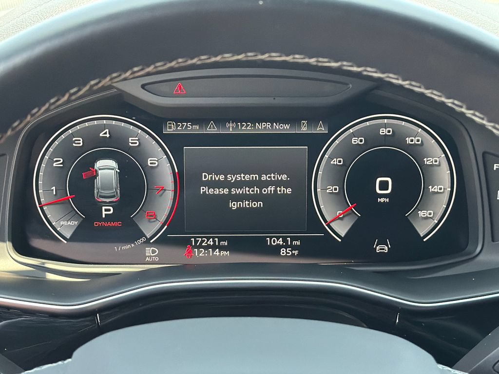 Used 2023 Audi Q8 Prestige AWD/4WD image 29