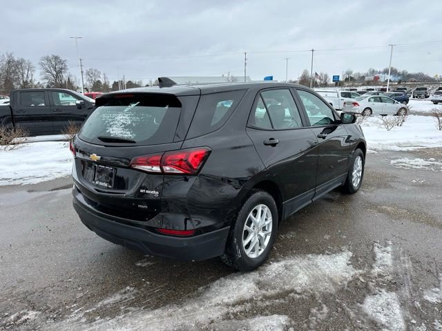 Certified 2024 Chevrolet Equinox LS w/ Driver Confidence II Package image 20