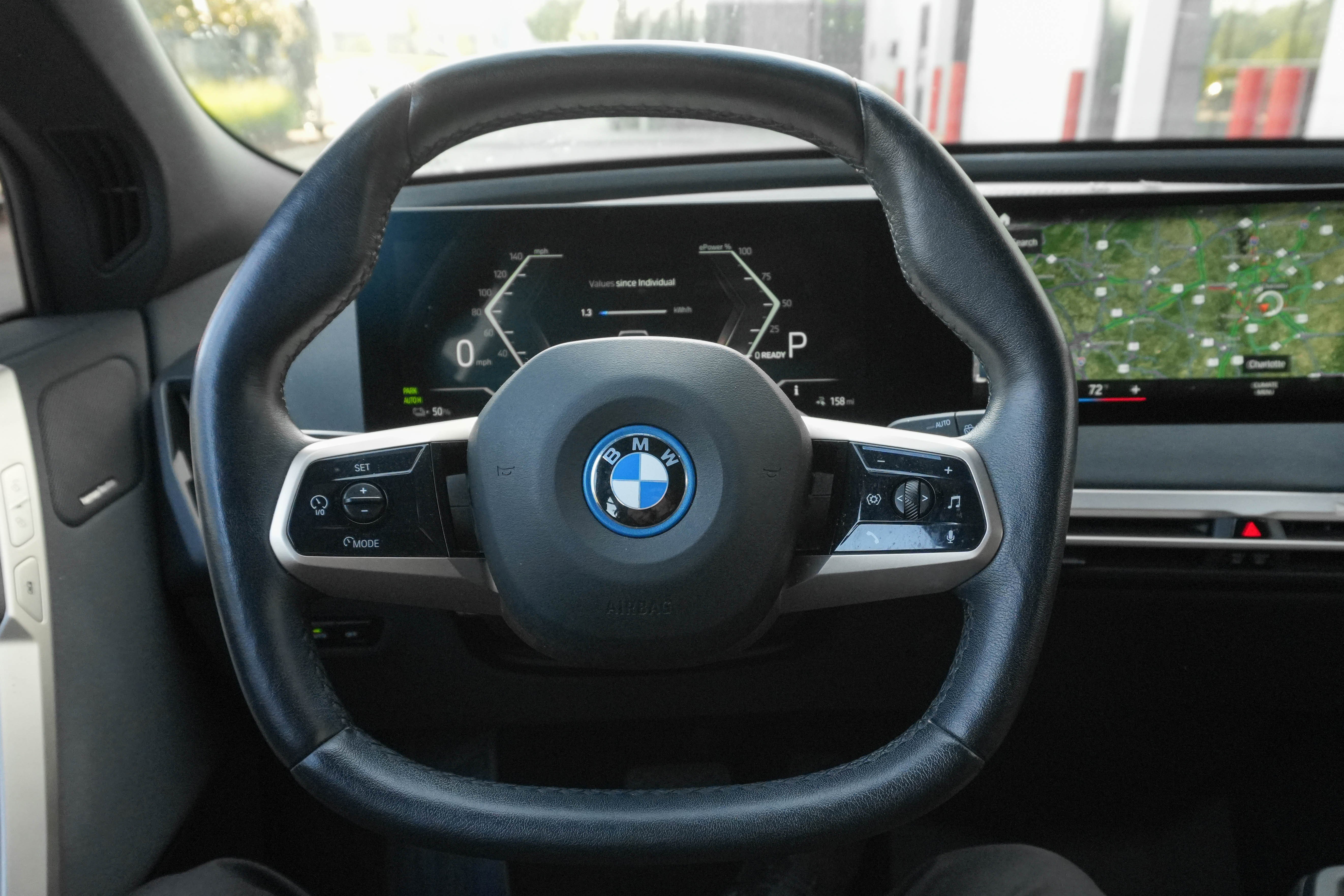 Certified 2023 BMW iX xDrive50 w/ Premium Package AWD/4WD image 17