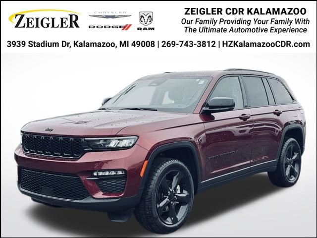 Certified 2024 Jeep Grand Cherokee Limited w/ Black Appearance Package AWD/4WD image 1