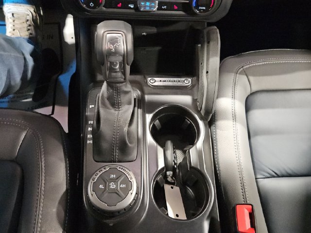 Used 2024 Ford Bronco Outer Banks AWD/4WD image 31