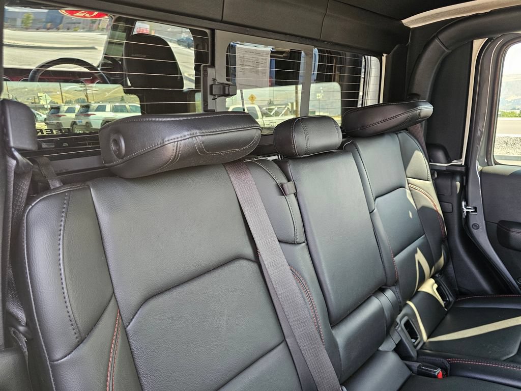 Used 2023 Jeep Gladiator Rubicon w/ LED Lighting Group AWD/4WD image 20