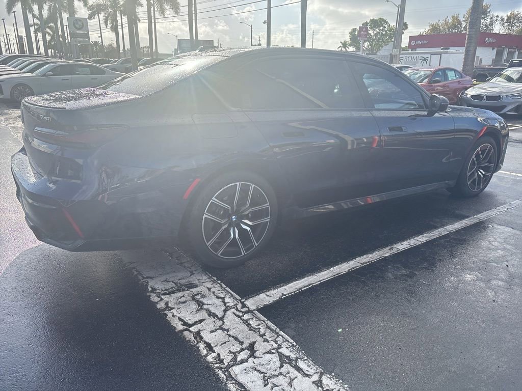 Used 2023 BMW 740i 740i image 10