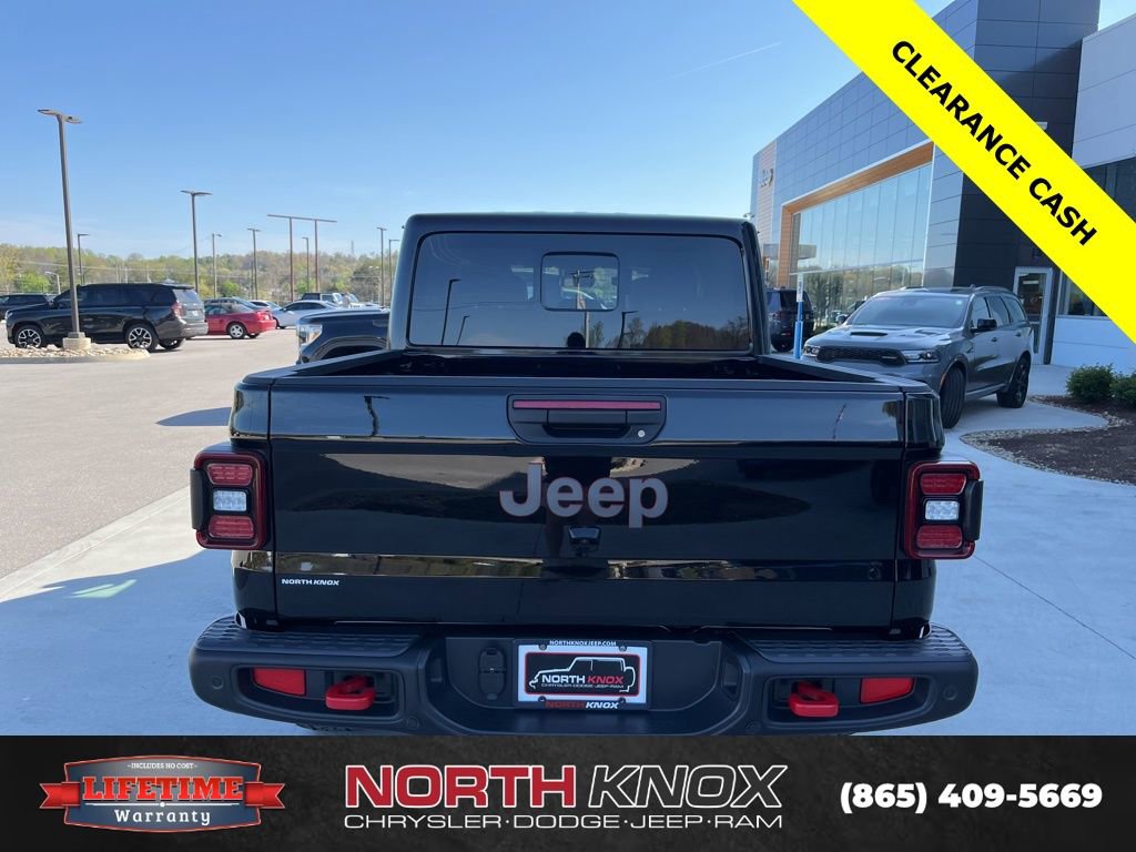 New 2025 Jeep Gladiator Rubicon image 18