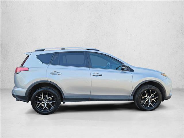 Used 2017 Toyota RAV4 SE FWD image 4