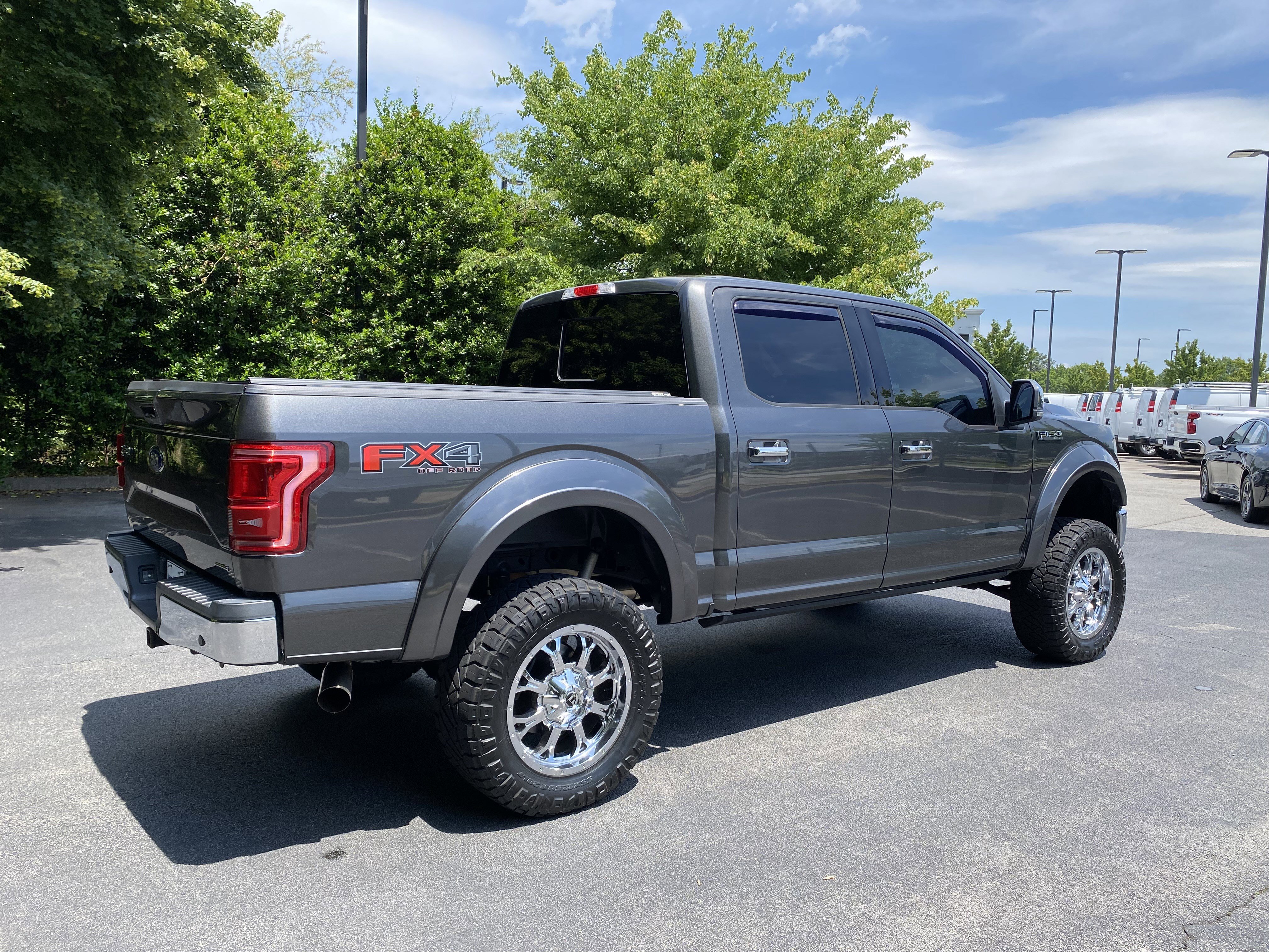 Used 2016 Ford F150 Lariat w/ Equipment Group 502A Luxury AWD/4WD image 9