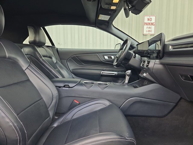 Used 2024 Ford Mustang Premium image 18
