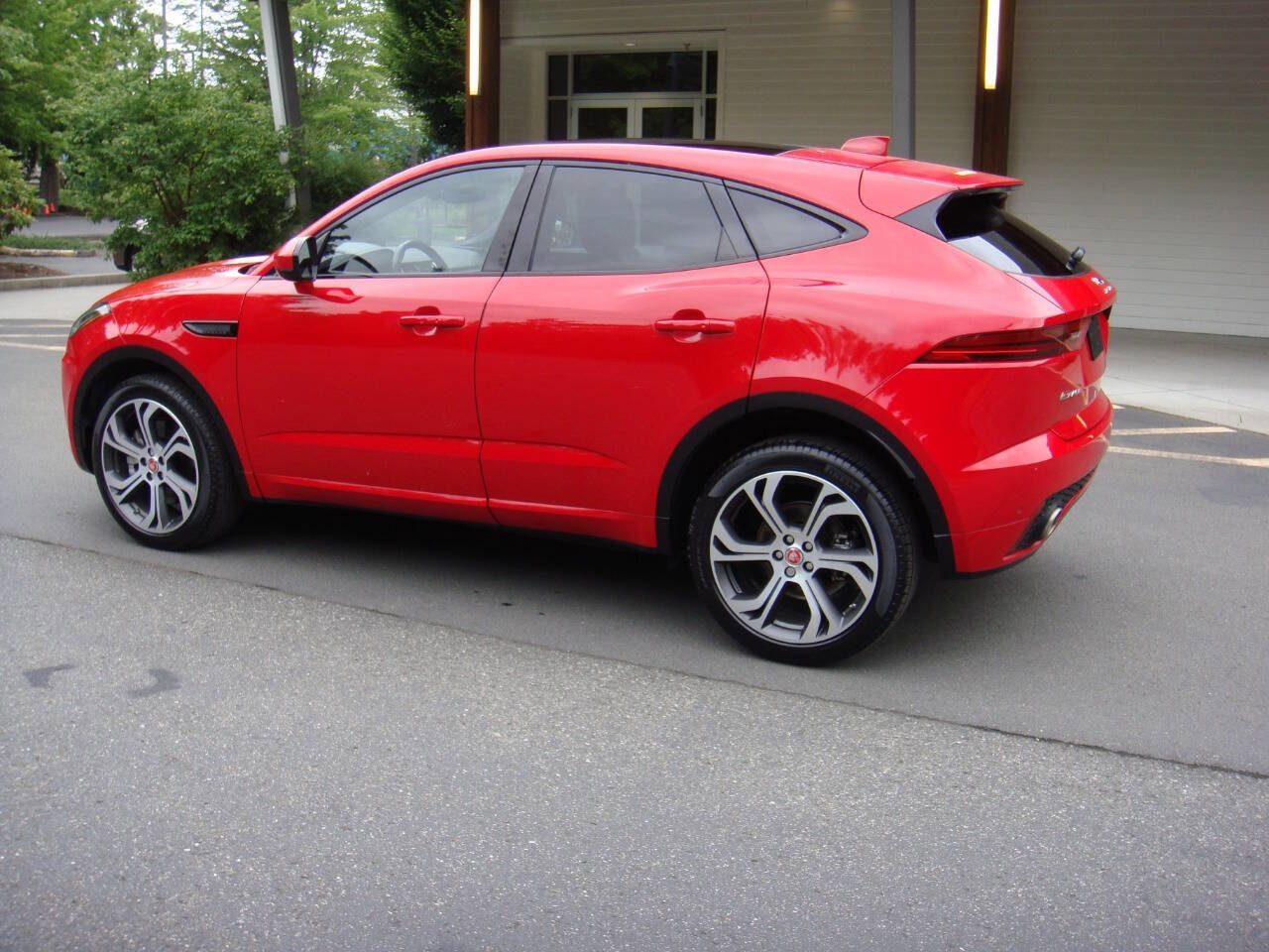Used 2018 Jaguar E-PACE First Edition image 11