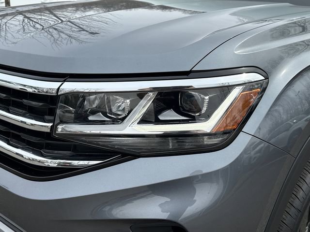 Certified 2023 Volkswagen Atlas SE w/ Black Wheel Package image 9