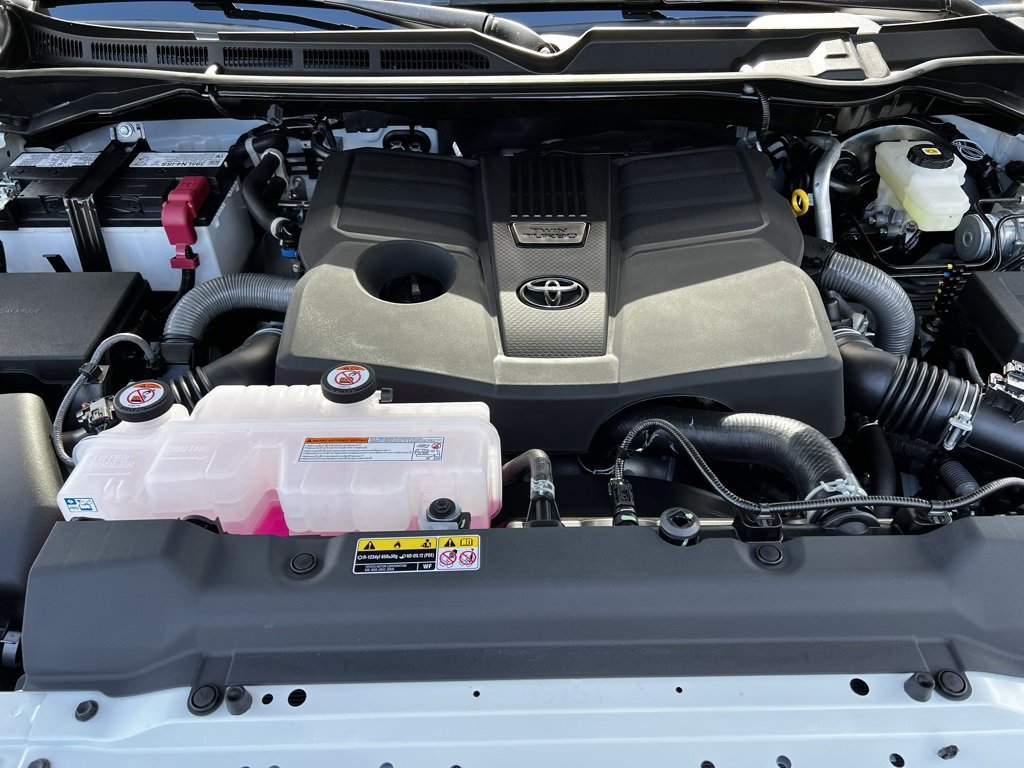 New 2026 Toyota Tundra SR5 w/ SR5 Convenience Package image 9