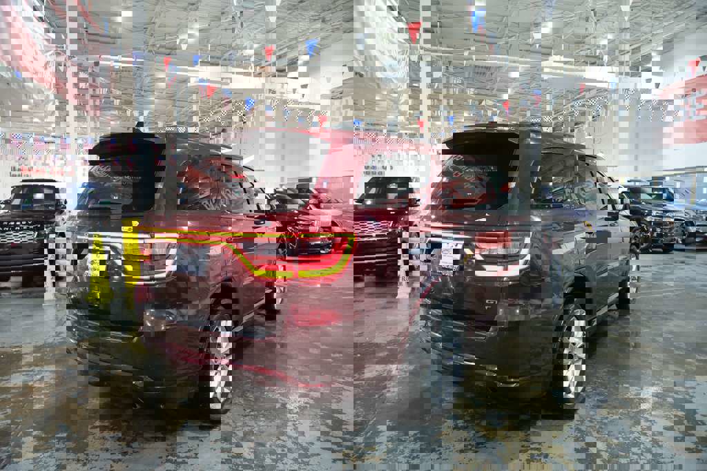 Used 2024 Dodge Durango GT image 12