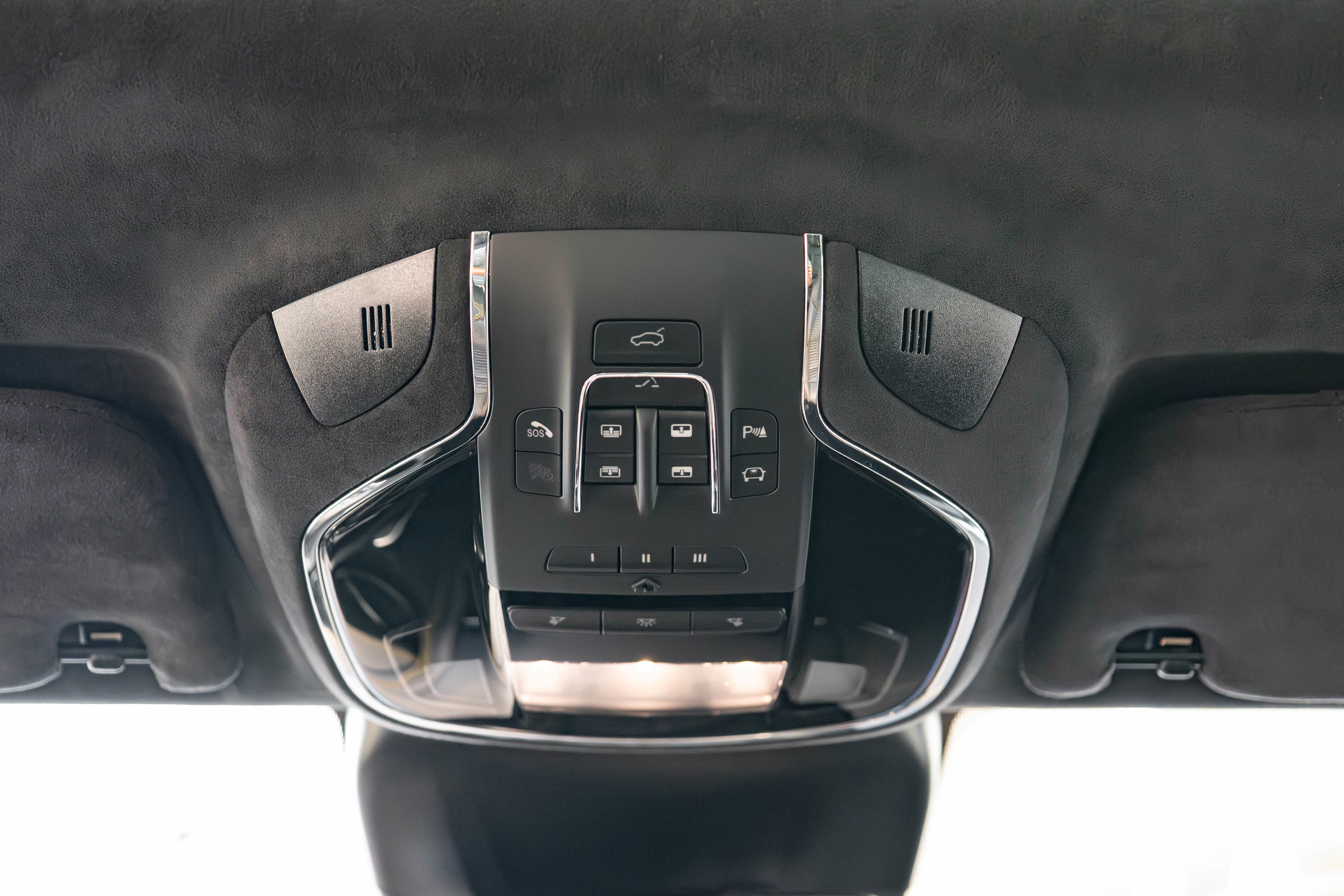 Used 2022 Maserati Levante F Tributo image 34