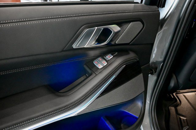 Used 2024 BMW X7 xDrive40i w/ M Sport Package image 20