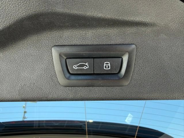 Certified 2024 BMW X7 xDrive40i w/ Premium Package AWD/4WD image 17