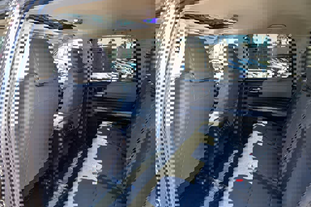 Used 2021 Toyota Tundra Limited w/ Limited Premium Package image 19