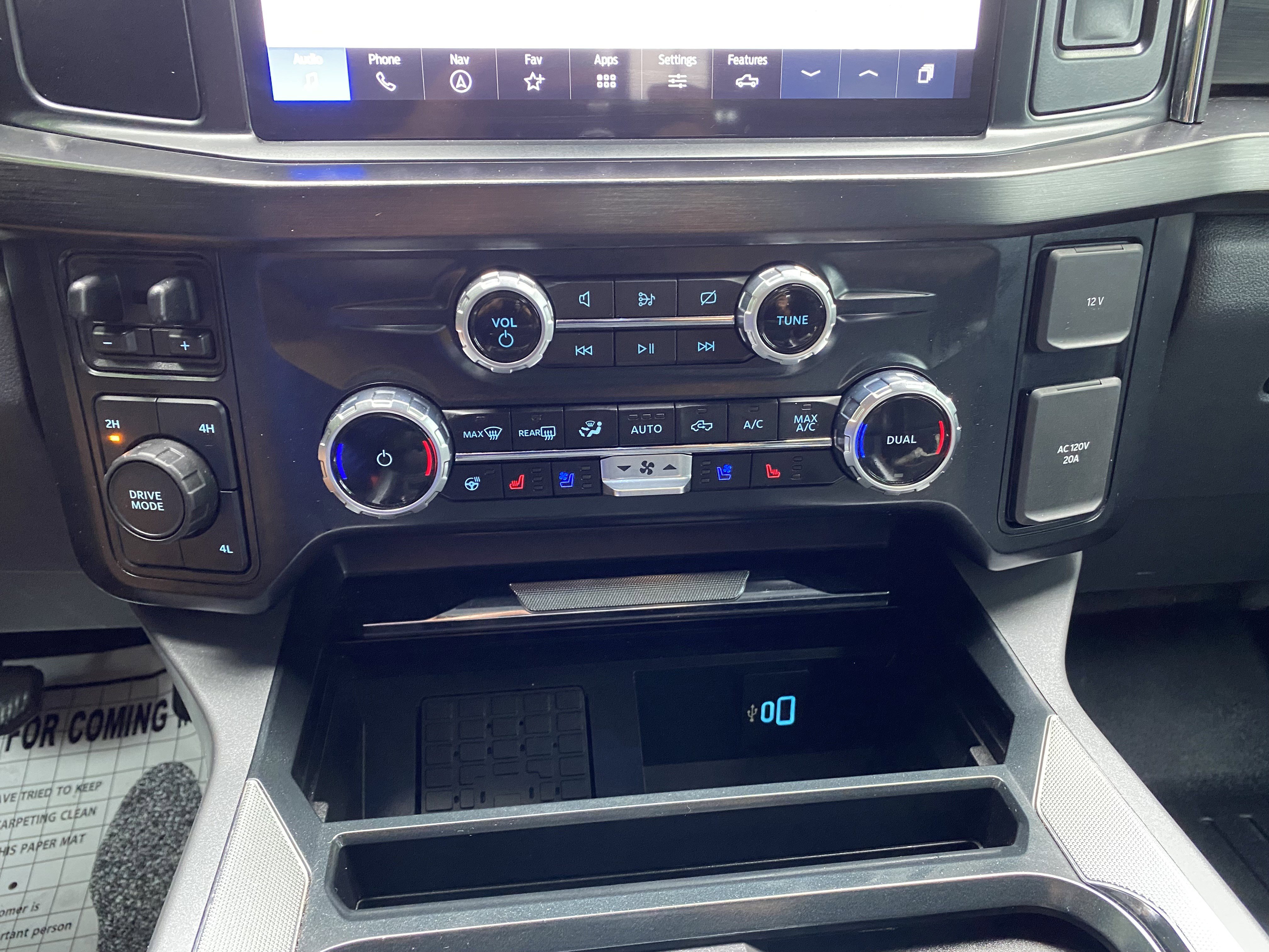 Used 2023 Ford F350 Lariat w/ Chrome Package AWD/4WD image 29