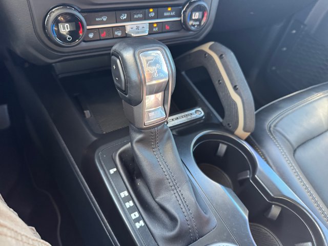 Used 2025 Ford Bronco Badlands AWD/4WD image 18