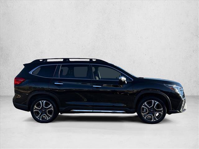 Used 2023 Subaru Ascent Touring AWD/4WD image 4
