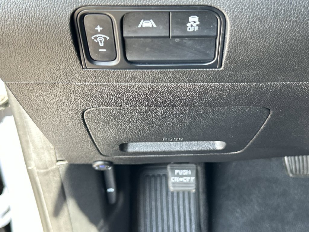 Used 2023 Kia Sorento S FWD image 18