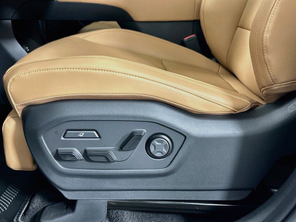 New 2027 Hyundai Santa Fe Calligraphy FWD image 19