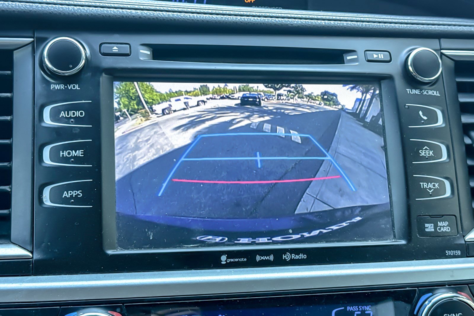 Used 2016 Toyota Highlander XLE AWD/4WD image 26