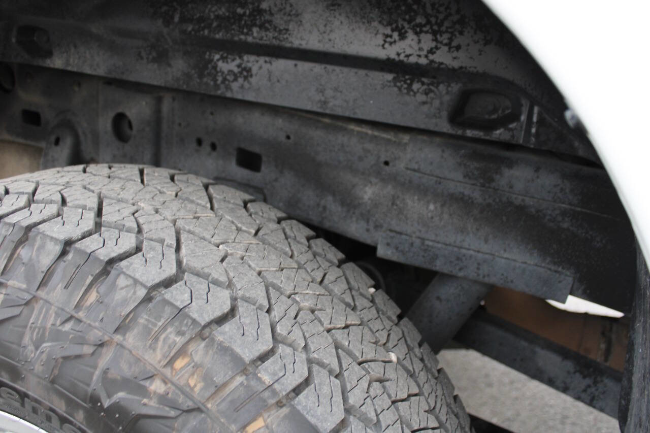 Used 2018 RAM 2500 Tradesman w/ Chrome Appearance Group image 44