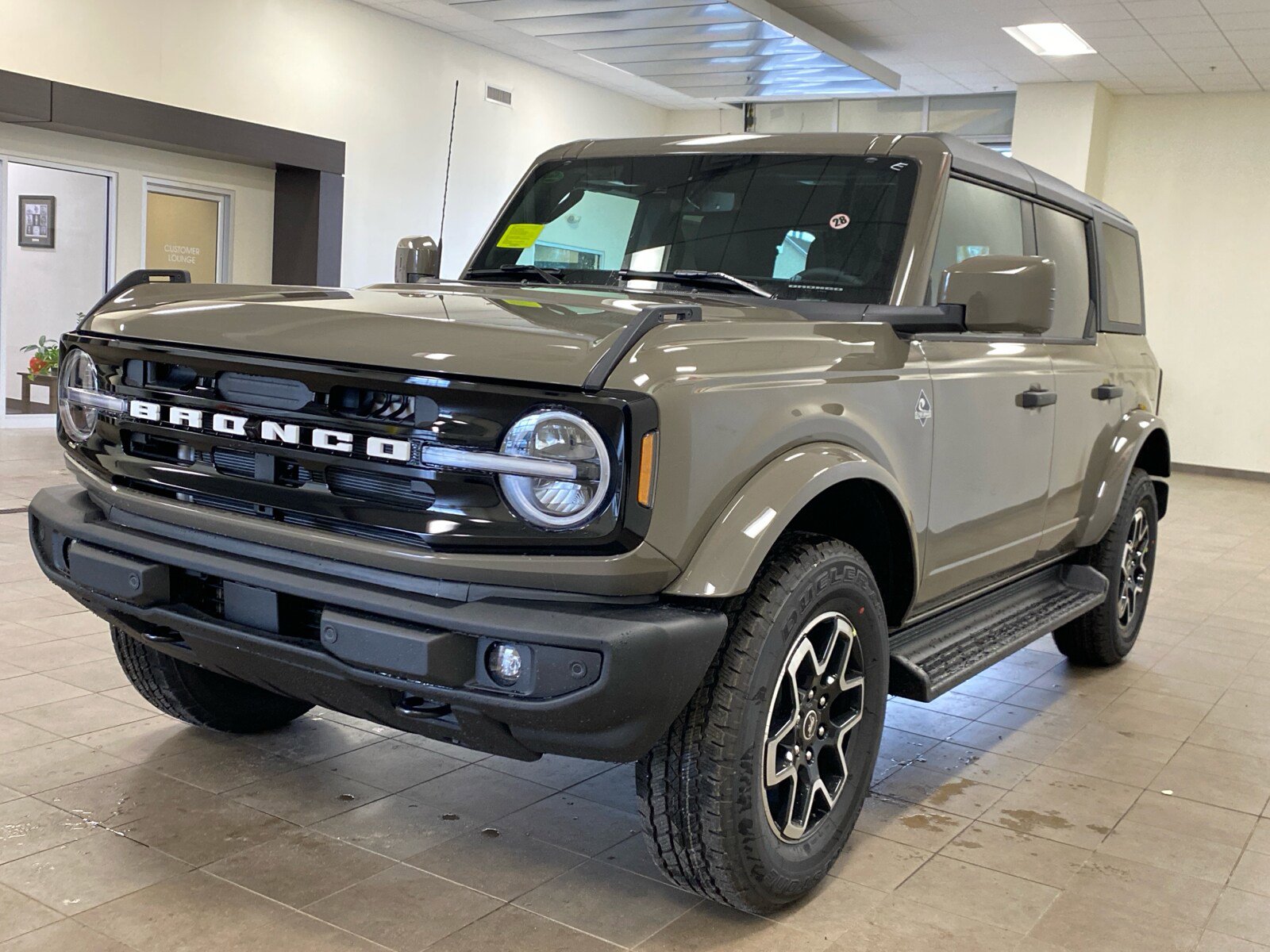New 2026 Ford Bronco Outer Banks AWD/4WD image 11